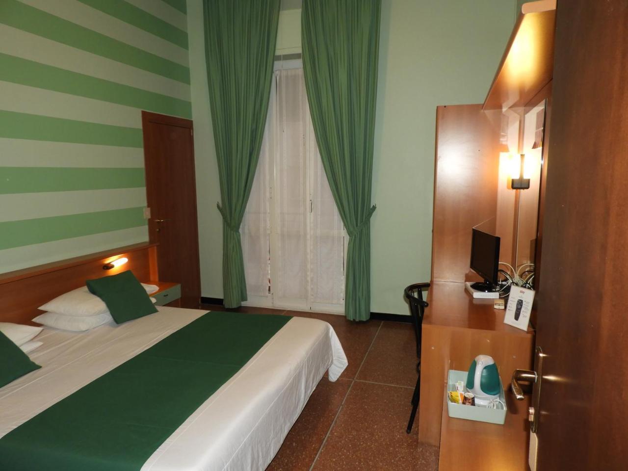 Albergo Glory Borghetto Santo Spirito Extérieur photo